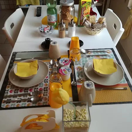 The Yellow House-2